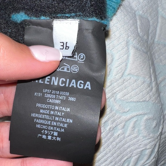 Balenciaga wool sweater, size 36 (small) - Picture 4 of 4